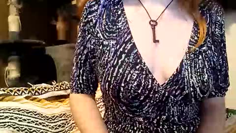 lunathepoet online show from 06.11.26