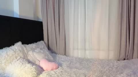 lunavelvet7 online show from 03.14.26