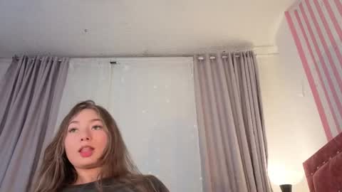 lunavelvet7 online show from 05.21.26