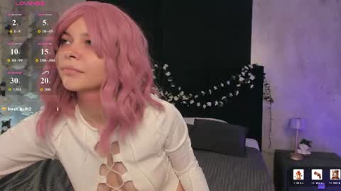 Snapshot of lune_fallenstar chatting on 07.20.26 Lune FallenStar online show from 07.20.26