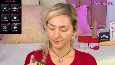 lunitadiva online show from 11.24.25