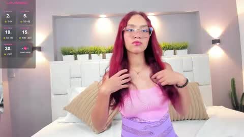 L U N N A online show from 10.12.25