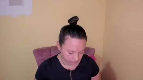 Snapshot of lunnadoll chatting on 07.17.26 Katty what ever do you want on my pv is for extra tokens minimi 250 tks ty u for understand online show from 07.17.26
