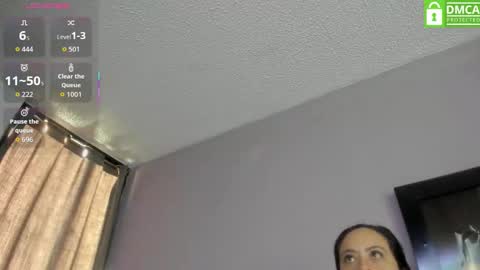 LunnaNova online show from 09.21.25