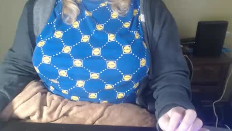 LunoviaXL online show from 03.28.26