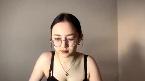 Roxie online show from 03.10.26