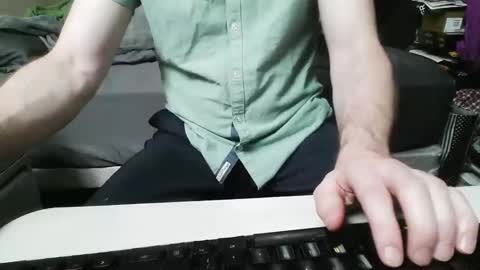 lurkin4alivin online show from 10.15.25