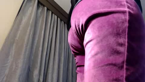 .Clarissa. Follow me on Instagram   miss buns  online show from 02.17.25