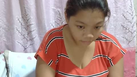 LushPinay online show from 02.04.25