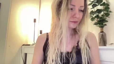 Snapshot of lusiluv chatting on 03.03.26 lusiluv online show from 03.03.26