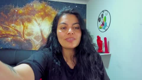 Snapshot of lust_mom chatting on 12.14.24 Angela 3 online show from 12.14.24