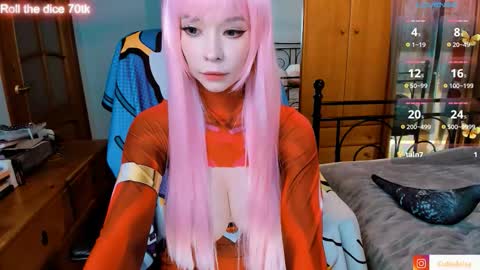 Asami online show from 10.19.25