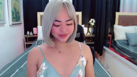 Snapshot of lustfuloffendertrina chatting on 01.31.25 Trina online show from 01.31.25