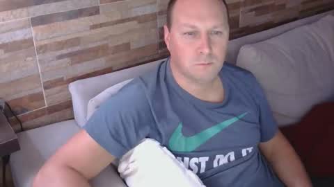 lustonfan online show from 04.23.26