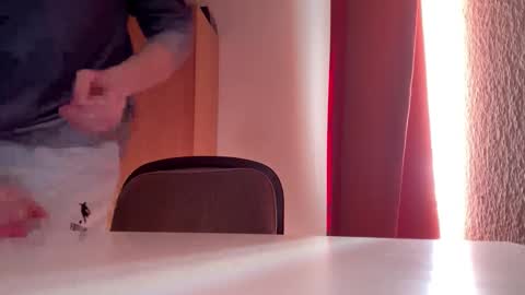 Snapshot of lustviper chatting on 10.21.25 Nik online show from 10.21.25