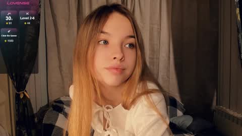 Isabel online show from 12.21.24