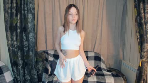 Isabel online show from 01.22.25