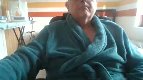 Snapshot of luvbigtits271 chatting on 01.14.26 luvbigtits271 online show from 01.14.26