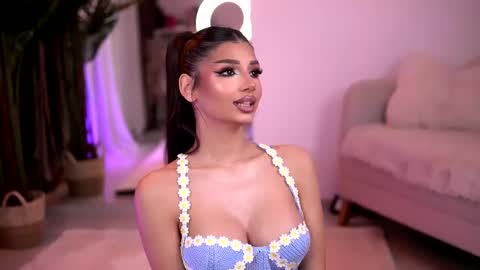 Caprice online show from 01.19.26