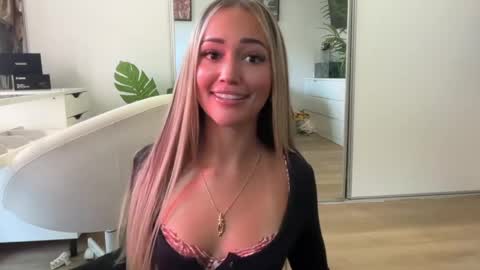 Livvyy online show from 05.22.26