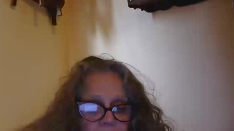 LuvMeDestinee online show from 10.20.25