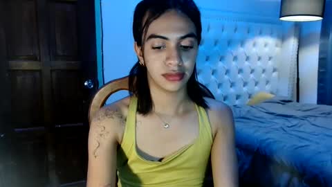 luvrr_trixie online show from 01.10.26