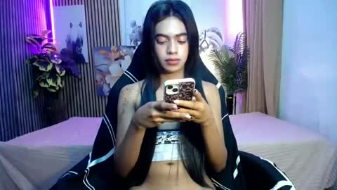 luvrr_trixie online show from 02.03.26