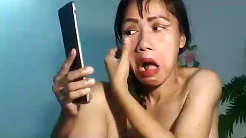 Bee Bee online show from 10.01.25