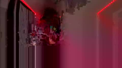 Snapshot of luvvlee chatting on 10.26.25 luvvlee online show from 10.26.25