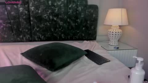 lux_bitchx online show from 04.16.26