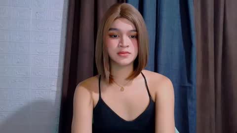 Snapshot of lux_white chatting on 02.18.26 queen lux online show from 02.18.26