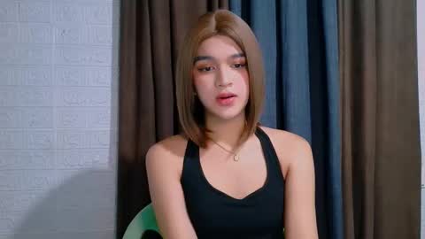 Snapshot of lux_white chatting on 03.06.26 queen lux online show from 03.06.26