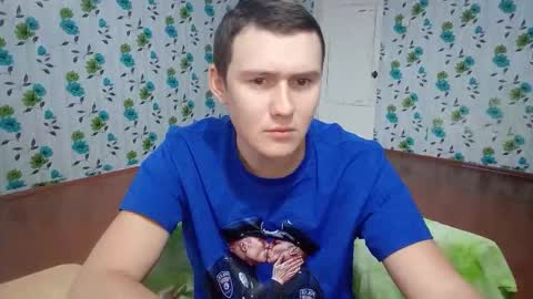 Snapshot of luxeboy_ chatting on 10.25.25 Mike online show from 10.25.25