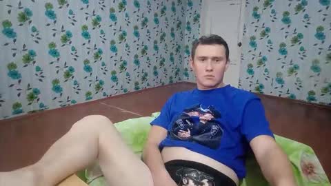 Snapshot of luxeboy_ chatting on 10.26.25 Mike online show from 10.26.25