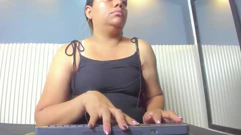 Luxe3 online show from 09.21.25