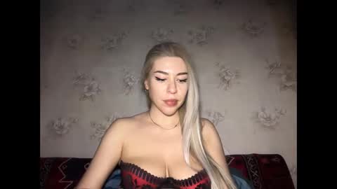 LuxSonyaStar online show from 02.10.26