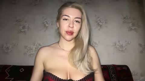 LuxSonyaStar online show from 05.06.26
