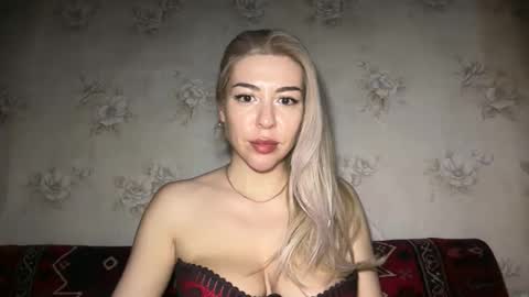 LuxSonyaStar online show from 05.09.26