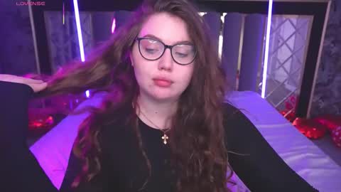 luxsopphia_ online show from 02.16.26