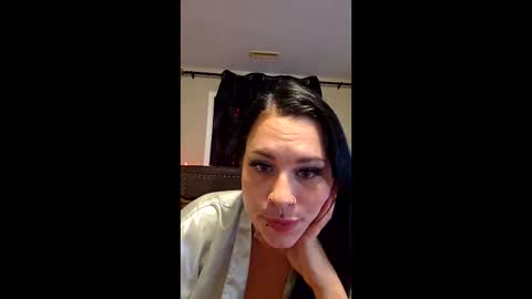 luxxxpiper online show from 12.17.25