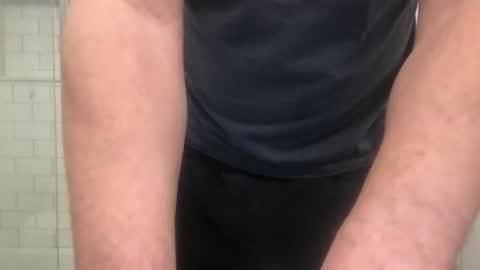 lvguynextdoor440656 online show from 12.20.25