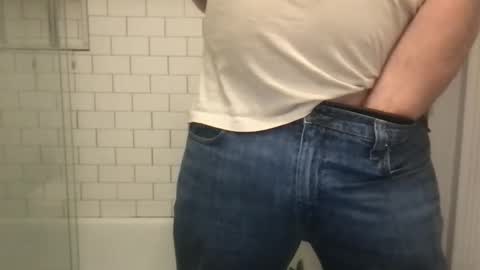 lvguynextdoor440656 online show from 12.22.25