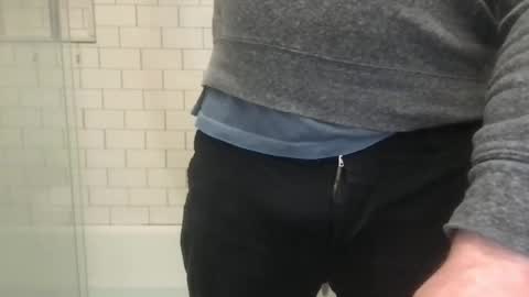 lvguynextdoor440656 online show from 03.12.26