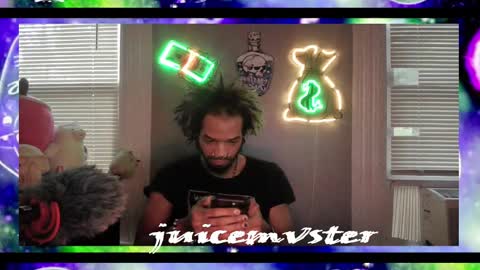 Snapshot of lxrdhxkvgemvsterjuice chatting on 10.17.25 lxrdhxkvgemvsterjuice online show from 10.17.25