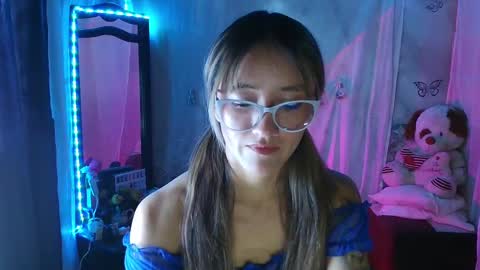 Call me Lia  online show from 10.06.25