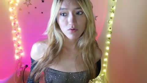Snapshot of lya_ch chatting on 06.19.26 Call me Lia online show from 06.19.26