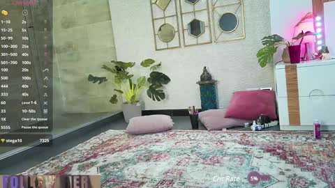 Snapshot of lyahaven chatting on 12.19.24 Lya Haven online show from 12.19.24