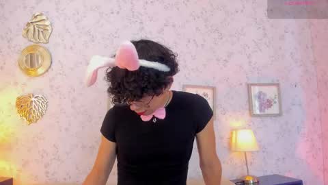 Snapshot of lyan_twink chatting on 05.29.26 Lyan online show from 05.29.26