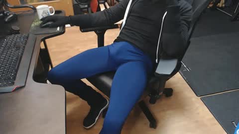 lycraboy123 online show from 12.29.24