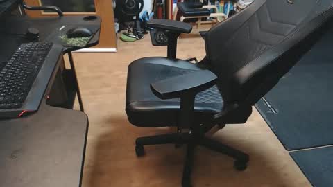 Snapshot of lycraboy123 chatting on 12.21.25 lycraboy123 online show from 12.21.25